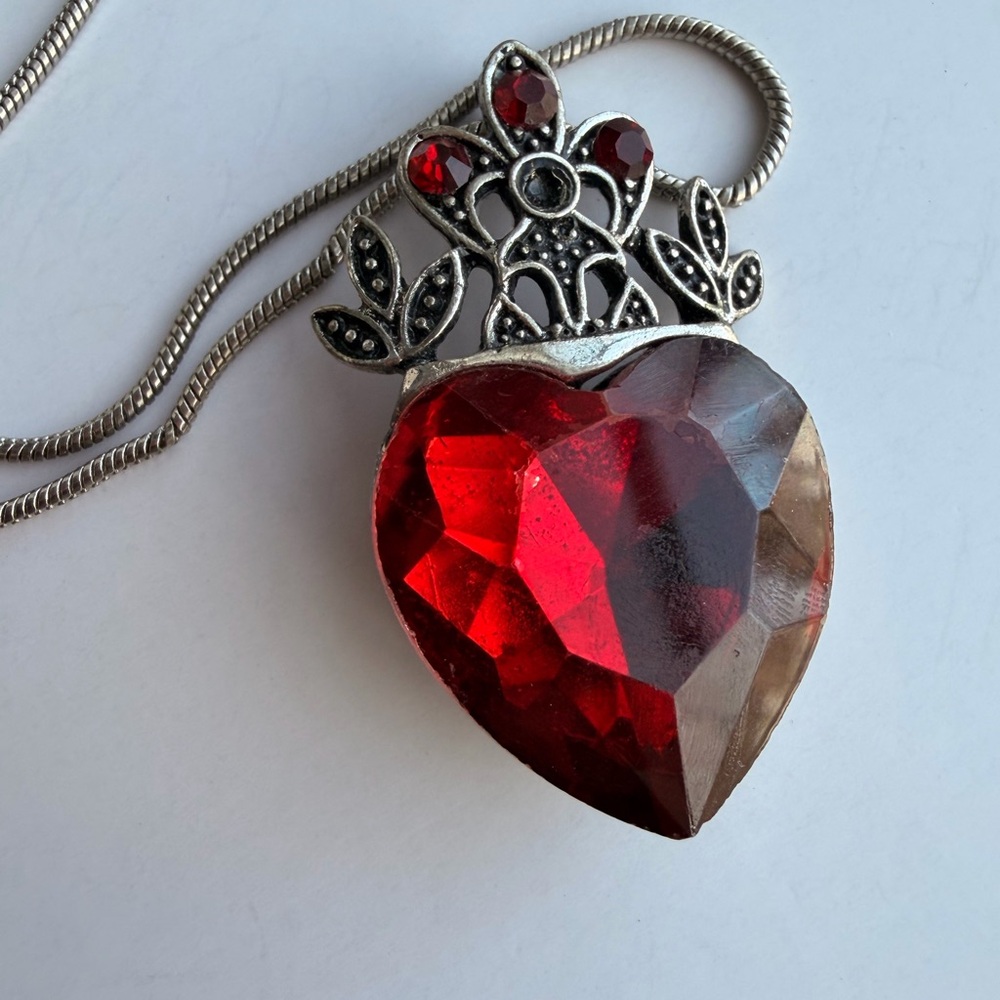 Disney Descendants Evie Inspired Ruby Heart & Crown Necklace